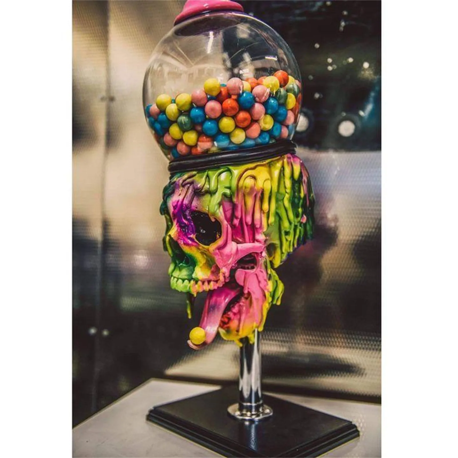 Halloweenowy pojemnik na cukierki w kształcie szkieletów z gumą balonową - Wianko - 4