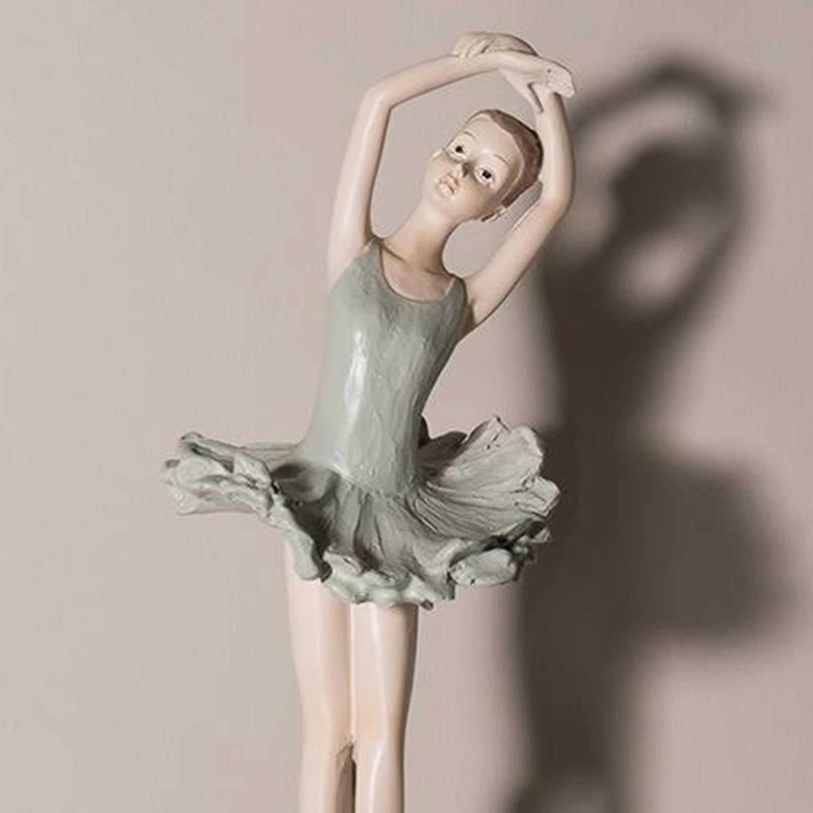 Resin Elegant Figurine Ballerina Ballet Dancer Desktop Ornament Statue Dancing Girl Figurine Statue