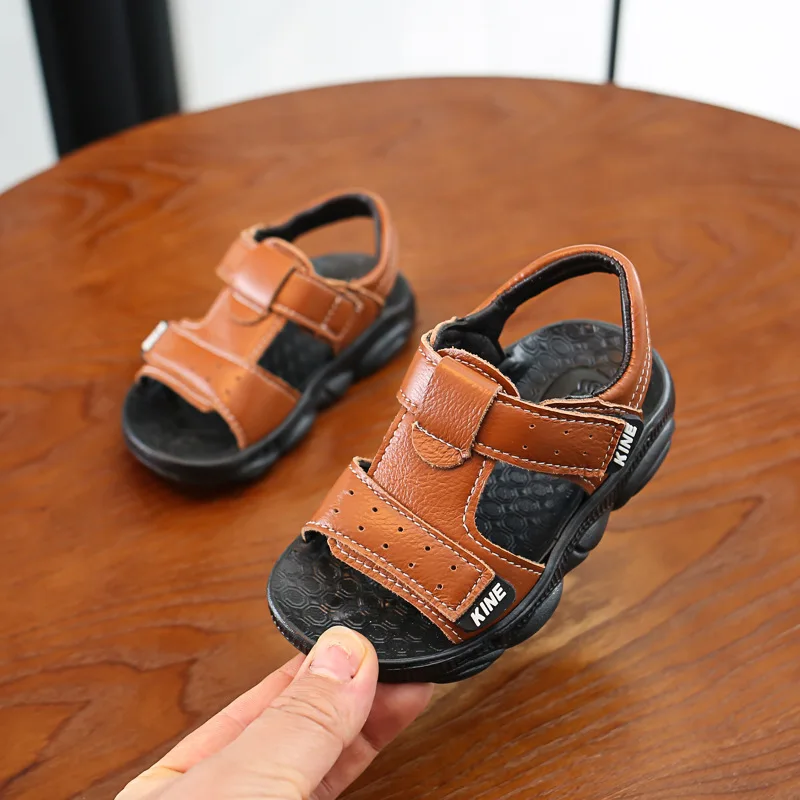 Children's Sandals Cowhide Breathable Comfortable Flat Sandals Baby Boys Hollow Soft Bottom Summer New Beach Shoes for Beginners girls leather shoes