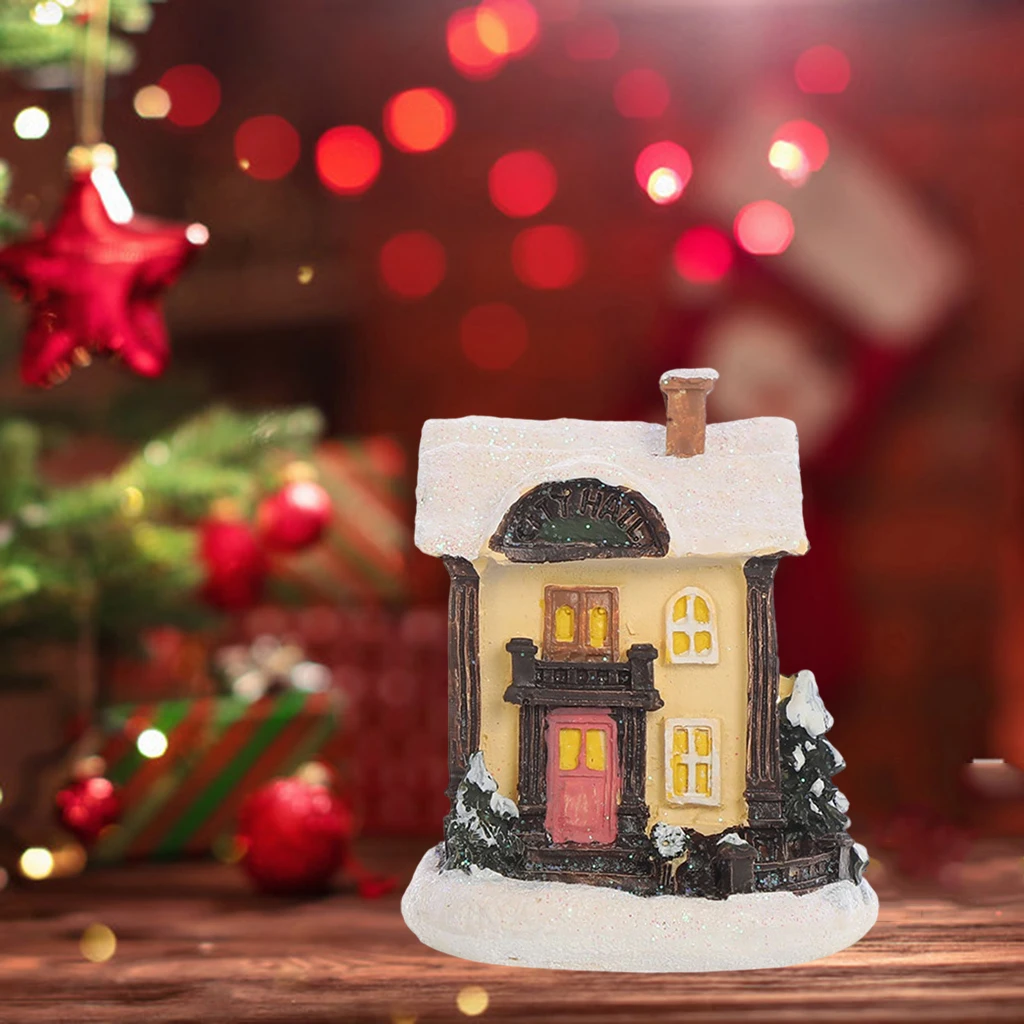 Resin Christmas Scene Village Houses Town with Warm White LED Light Battery Operate Christmas Ornamnet 