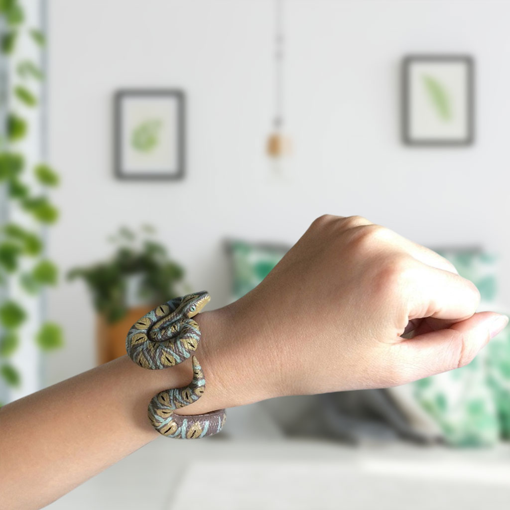 Funny Tricky Fake Snake Bracelet, Artificial Spoof Animal Model Wristband, Kids Novelty Jokes Toys for Halloween Party Gifts