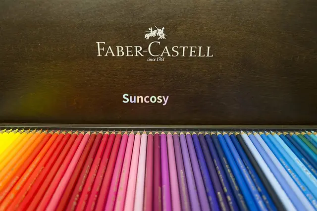 ASMR Unboxing Point Of View ~ Faber Castell 120 Polychromos