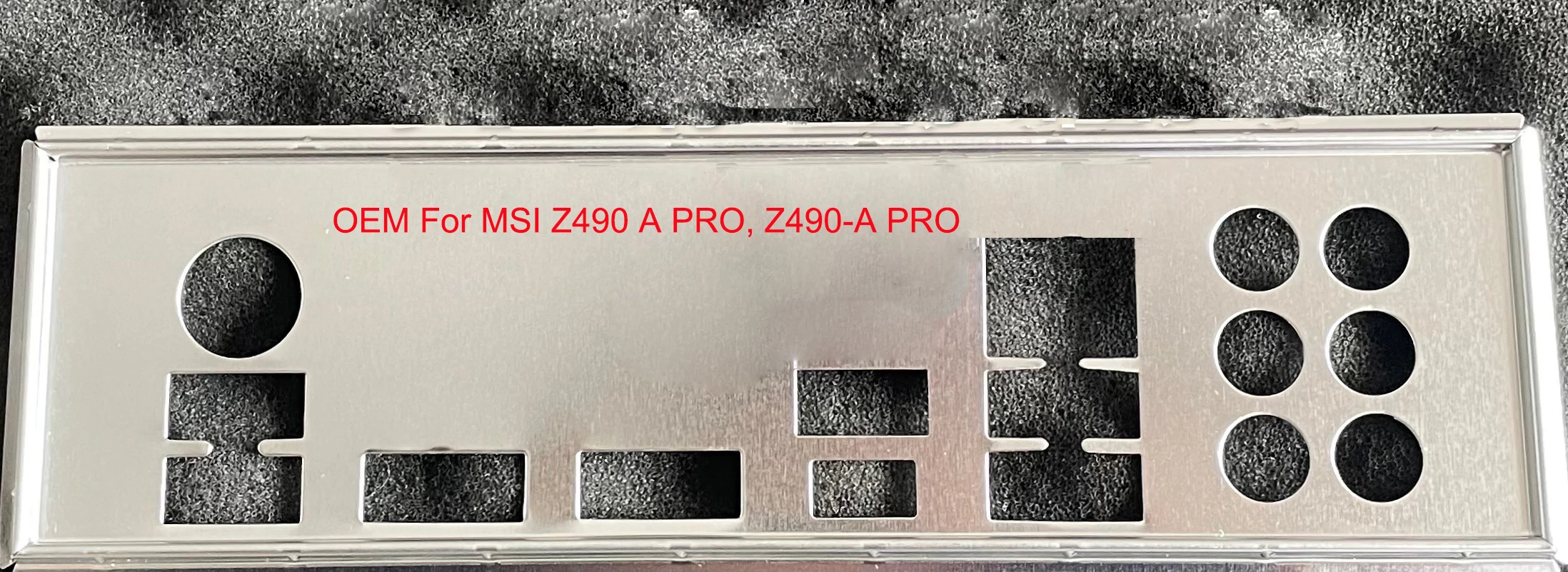 MSI Z490 A PRO I/O Shield Back Plate - Genuine OEM BackPlate Bracket Description Image.This Product Can Be Found With The Tag Names Backplate msi, Backplate z490, Blende bracket, Msi z490 pro, Msi z490 pro review