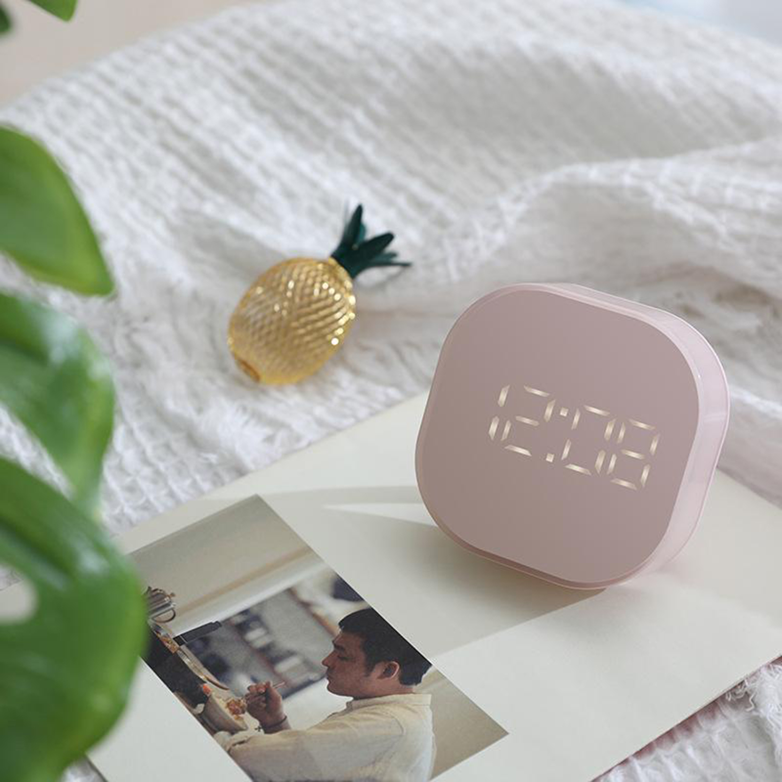 Small Cube Bedside Digital Alarm Clock Magnetic 12/24H ℃/℉ Kitchen Timer
