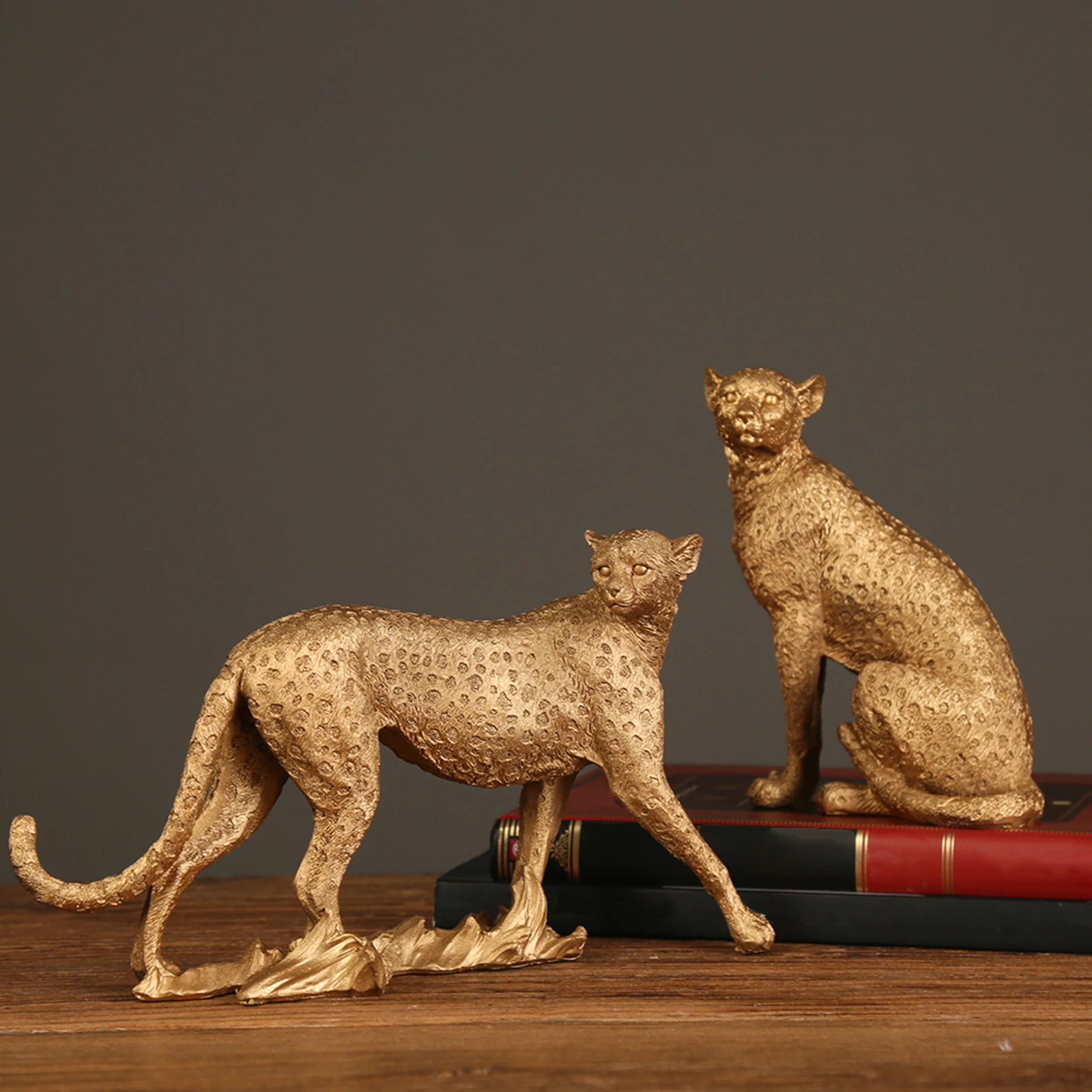 Retro Cheetah Statue Animal Figurine Panther Leopard Sculpture Home Office Table Desktop Decor Ornaments Gifts