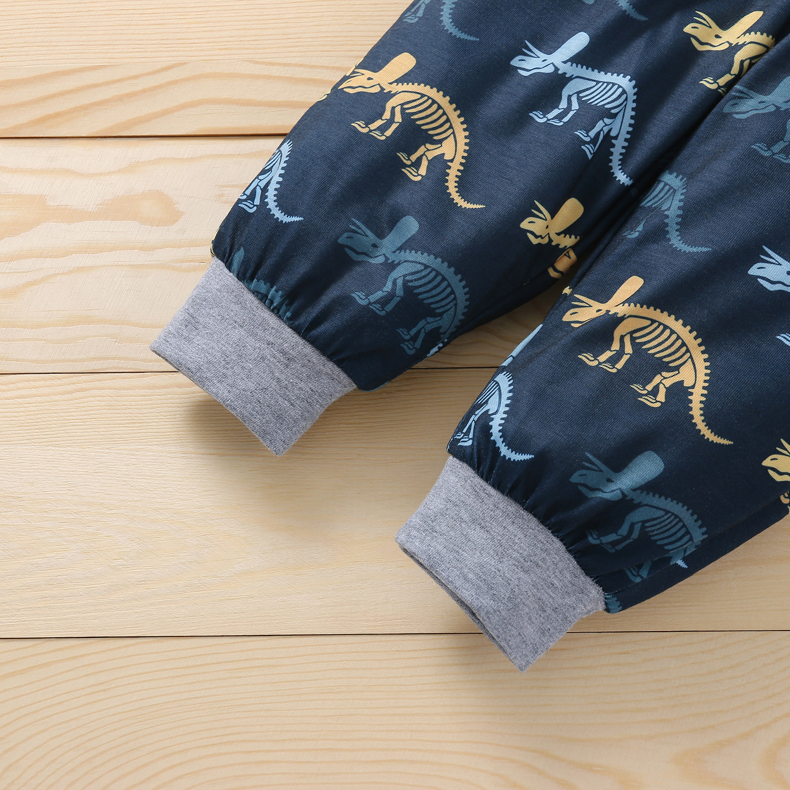 Camisolas e Calças de Algodão Longa com Capuz Tops e Calças Opperiaya Bebê Meninos Outono Terno Moda Bolso Carta Manga Dinossauro 7 longa com capuz tops e calças dinossauro