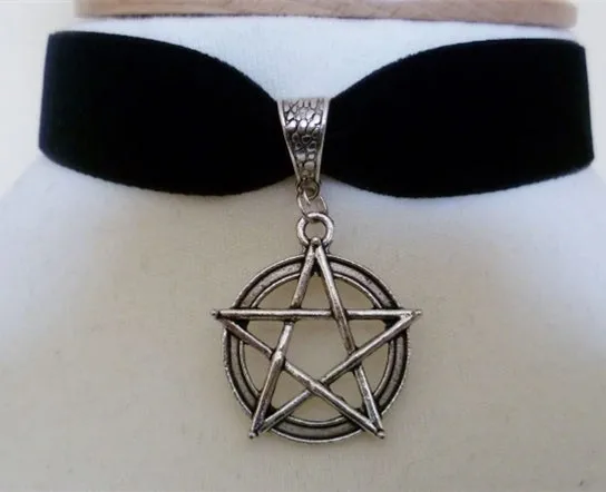 Black Velvet Rhinestone Teardrop Choker Gothic Pagan Necklace Wedding Pendant 
