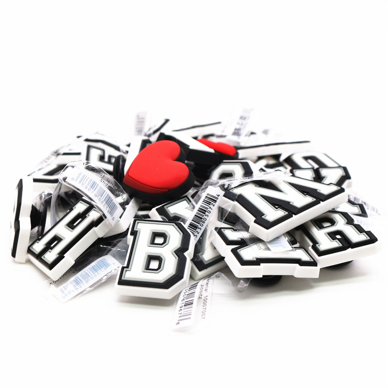 1 Stück Original Alphabet PVC Schuh-Charms Clog-Dekorationen 26 Buchstaben DIY Sandalen-Schnallen Zubehör Passend für Bänder Party Weihnachtsgeschenke – Detail 4