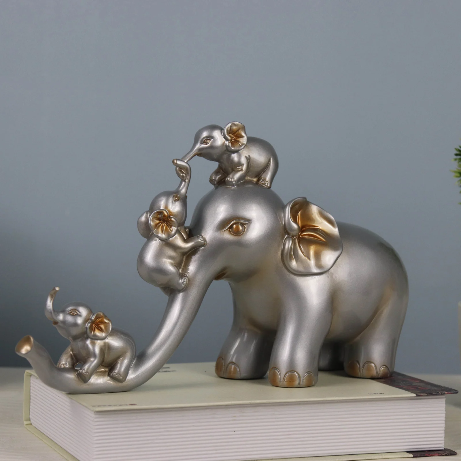 Elephant Family Figurine Resin Carving Animal Statue Sculpture Shelf Decor