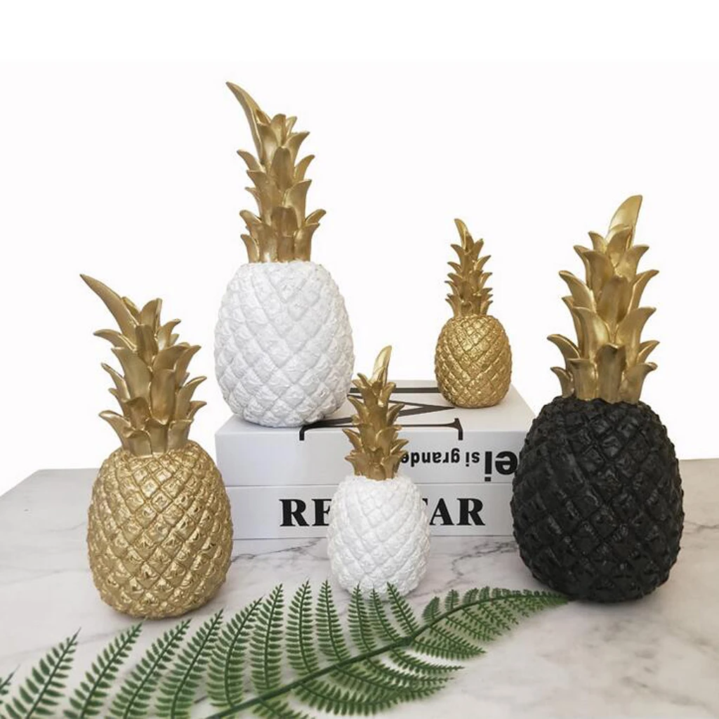 Boutique Gold Pineapple Showpiece Beautifully Sculpted Ornaments Desktop Display 