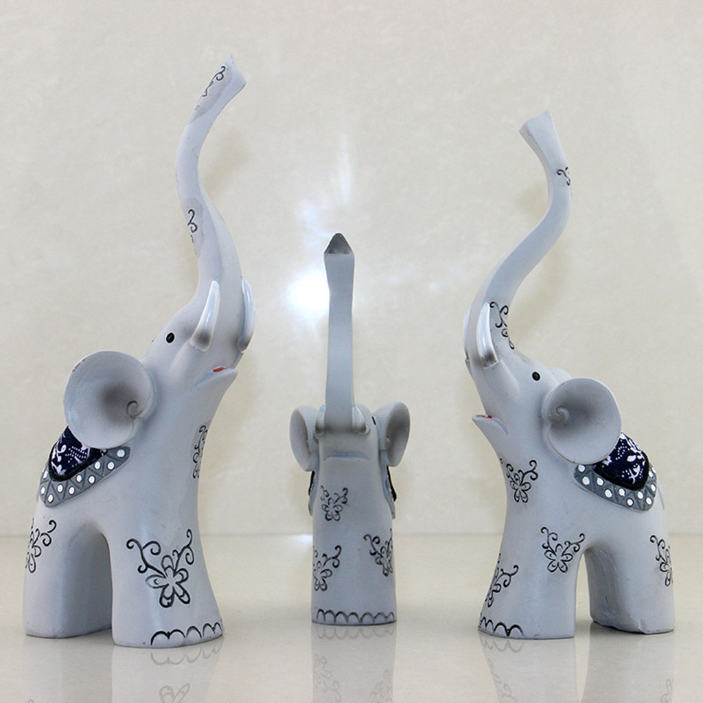 3 Pieces Cute Resin Couple Elephants Family Statue Lovely Animal Figures Handicrafts For Home Desk Shelf Decor Collectible Gift