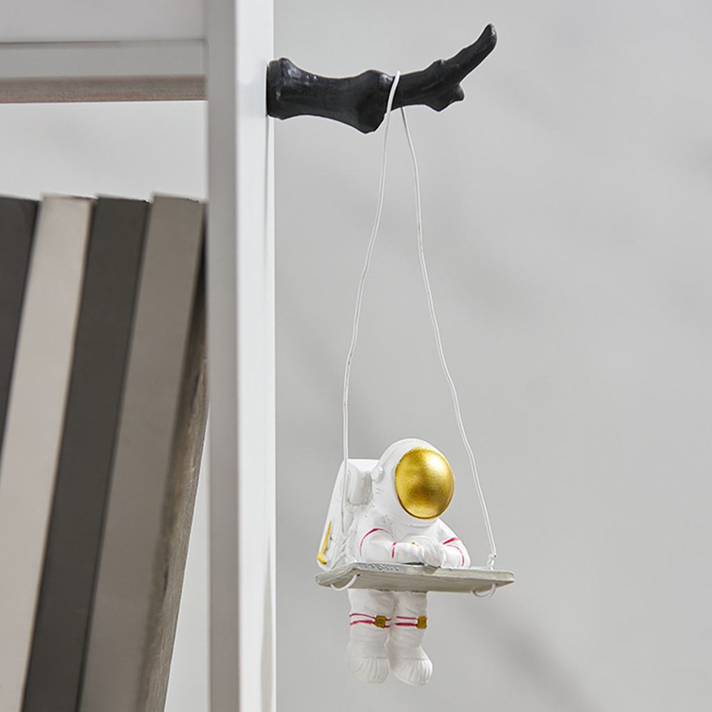 Cute Resin Astronaut Miniature Ornament Figurines Fun Gifts Living Room Office Bedroom Bookshelf Wall Decor Crafts