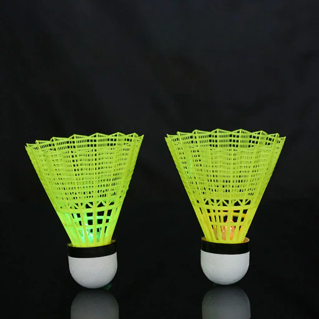 LED Badminton Shuttlecocks 4 Pack, Night Lighting Birdies Portable Badminton Shuttlecocks Set for Outdoor Sports Activities
