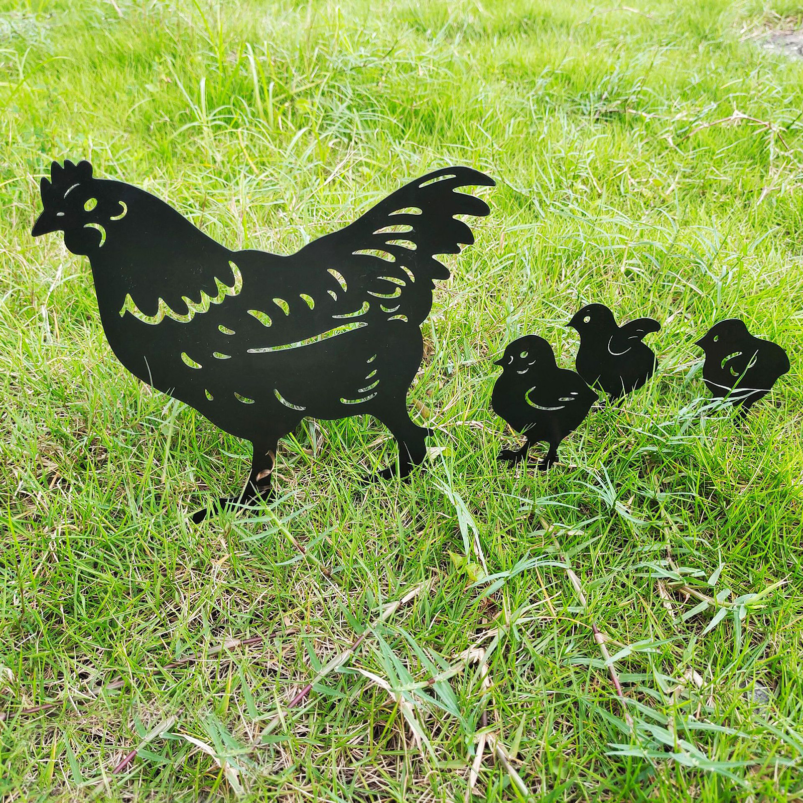 Hen Chicks Lawn Yard Decor Martians Garden Figurine Set for Home Indoor Outdoor Art Sculpture Garden Statue