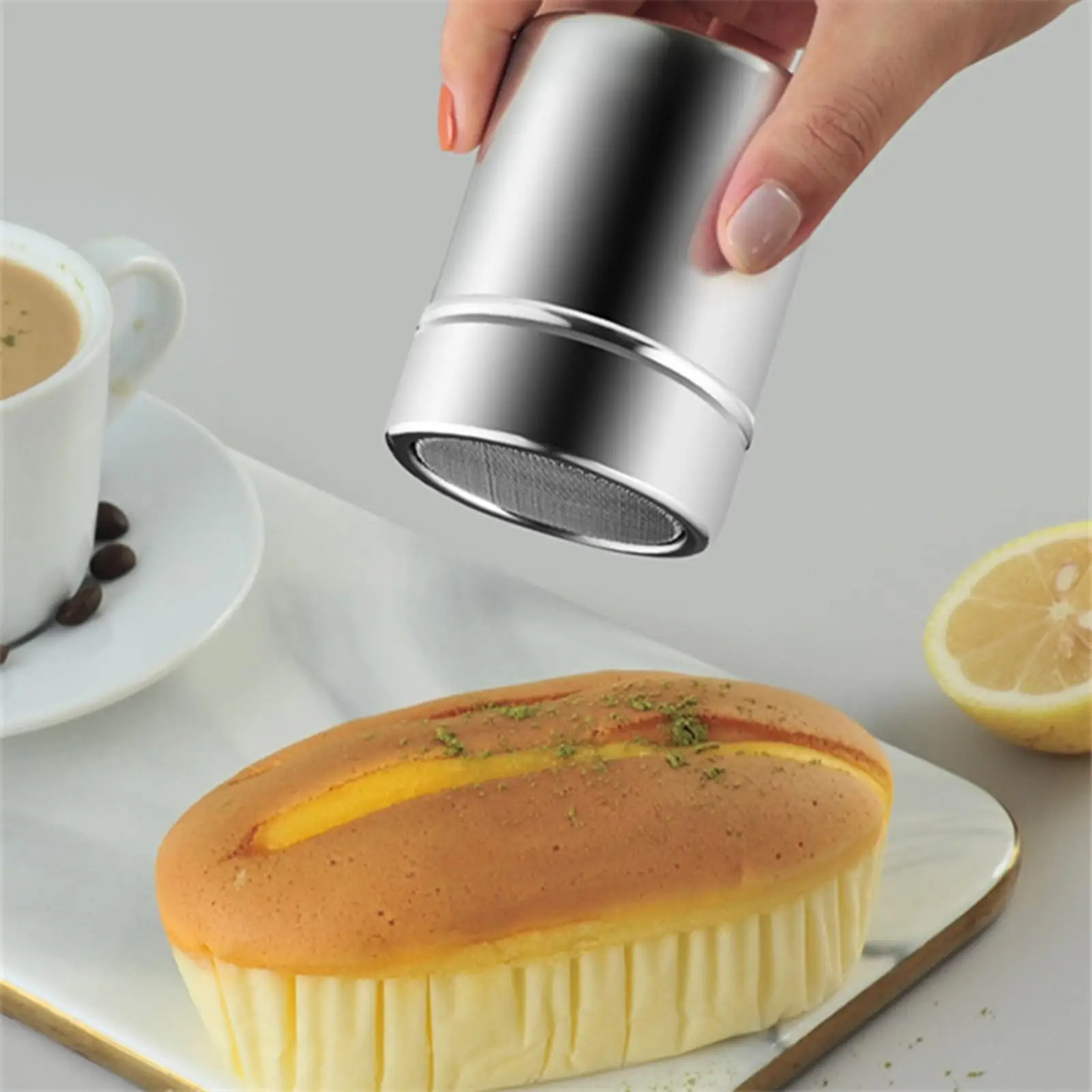 Stainless Steel Powder Sugar Shaker Fine Mesh Coffee Sifter Icing Sugar Dredger for Restaurant Drinks Coffee Art Cocoa Cupcake