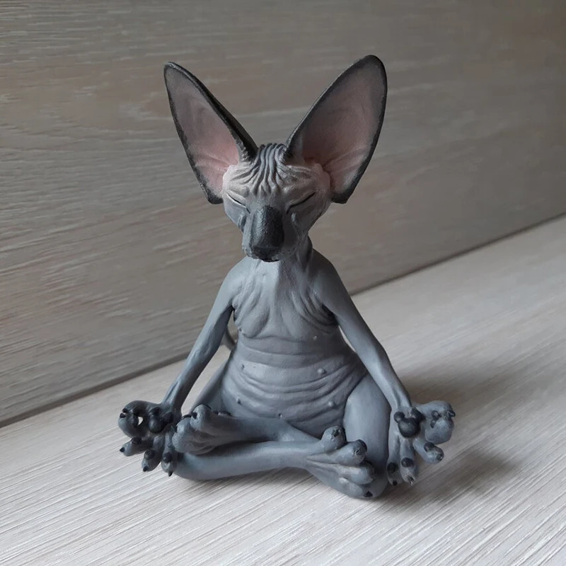 Sanbing Personalità sphynx gatto meditare statua carino gatto senza capelli yoga seduto figura da collezione per la stanza scrivania decorazione carino 