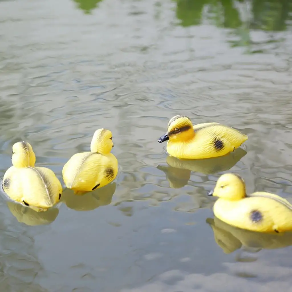 Baby Duckings Floating Decoy Ducks Fishing Tackles Plastic Garden Decoration Hunting Mallard Plastic Ornament Pond Koi Fish