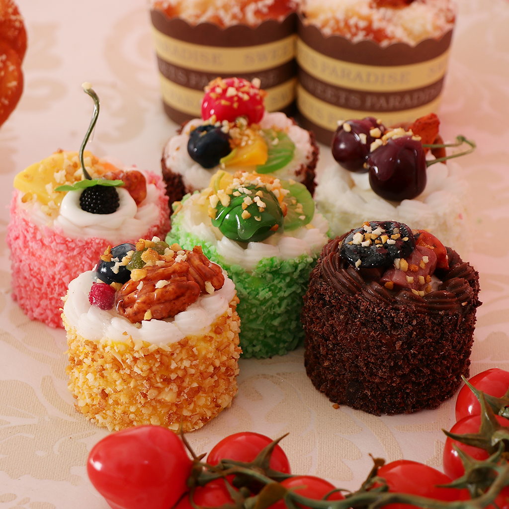 6Pcs Artificial Mixed Sprinkle Cake PU Material Simulation Food Faux Cupcake Dessert Photography Props