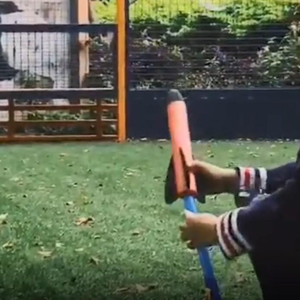 Rocket Launcher Toy Foam Planes and Toy Air Rocket Launcher Outdoor Rocket Toy Gift for Unisex Children