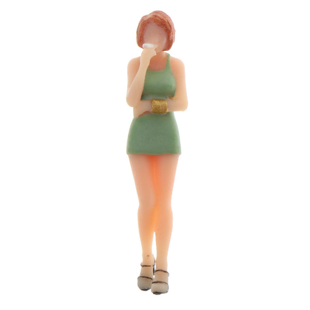 1/64 Hand Miniature Model Street Figures Doll Woman Man Scenery Table Decor