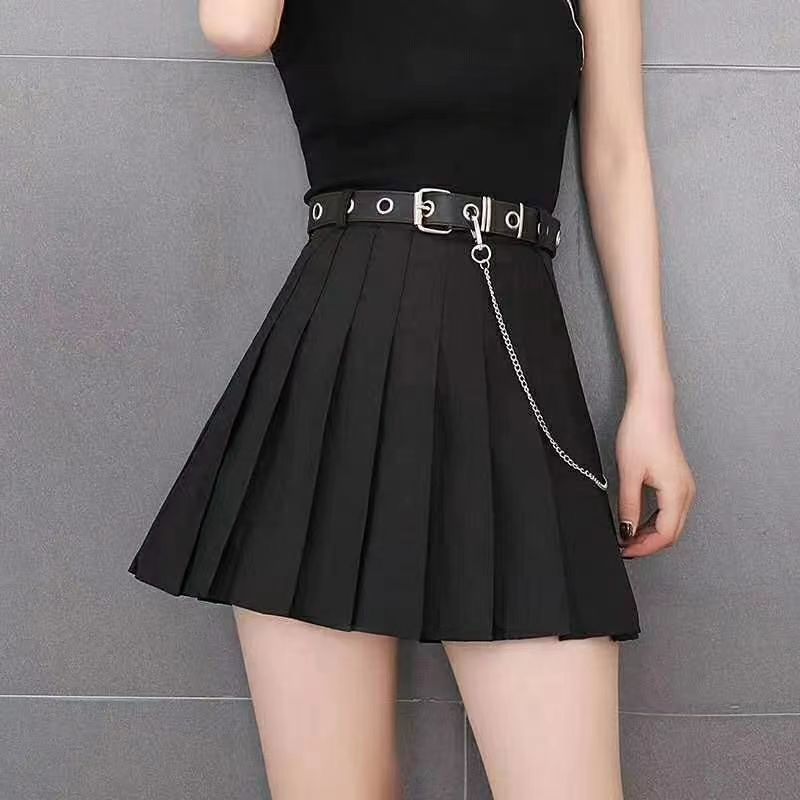 HOUZHOU Black Pleated Skirt for Women Gothic Punk with Chain Hip Hop E Girl  Outfits 2021 Fashion Sexy Mini Y2k Skirt Streetwear - AliExpress