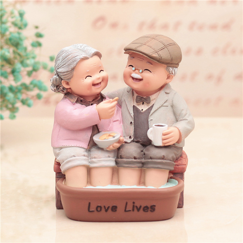 Estatuetas e miniaturas