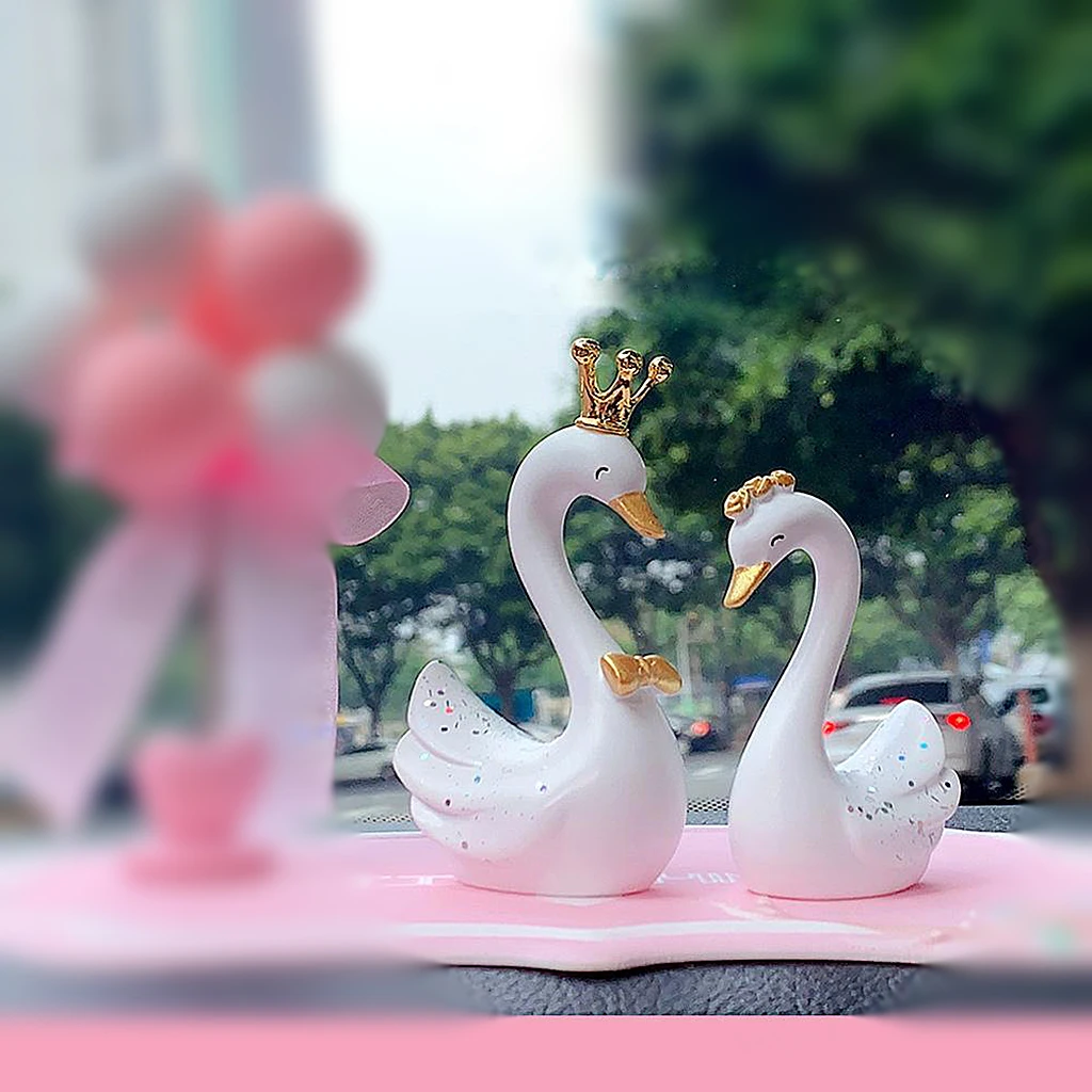 Pair of Swan Figurines for Car Dashboard Decorating SACALA 2Pcs Golden Swan Cake Topper Ornaments Statues for Home Party Wedding Christmas Decorations 