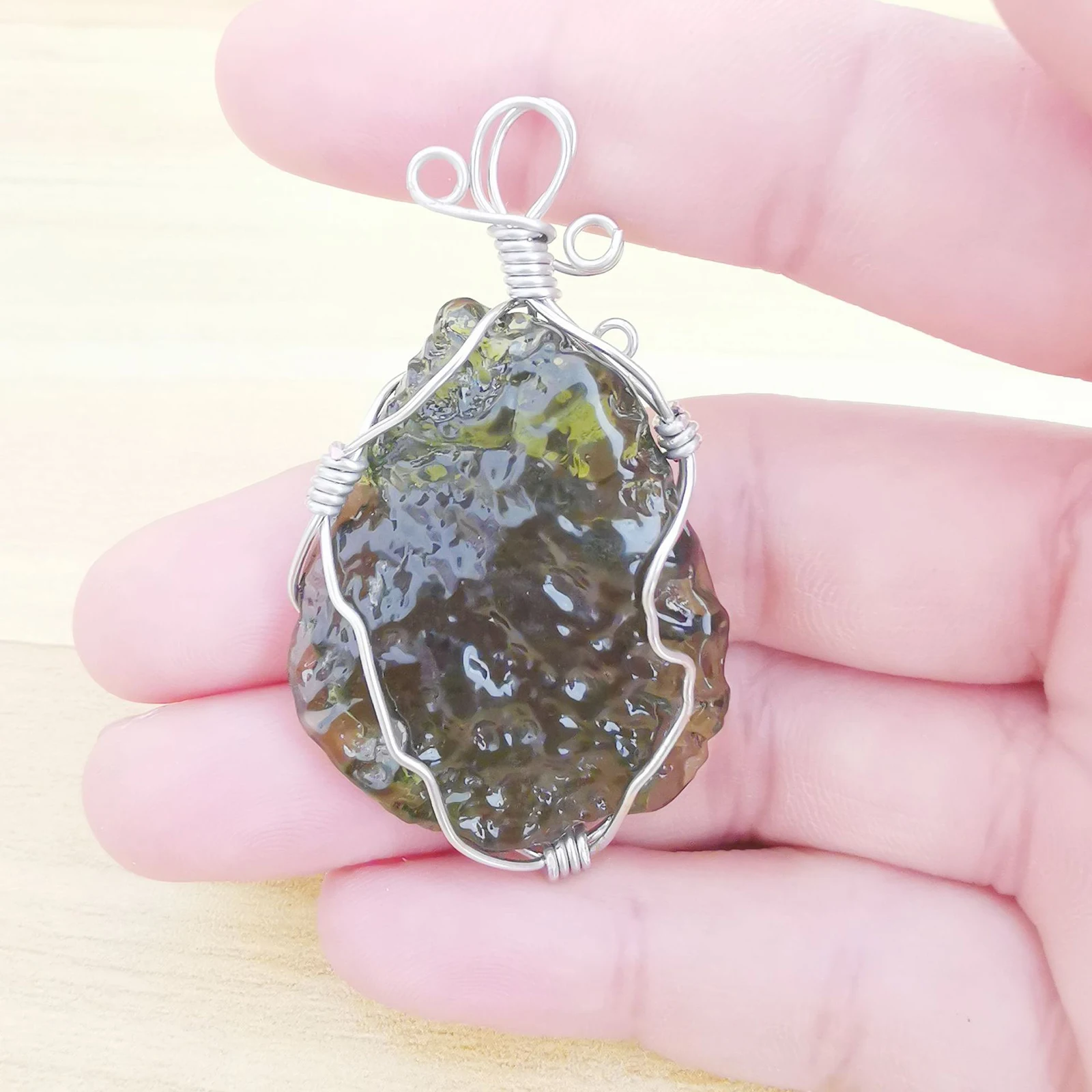 Natural Moldavite Green Aerolites Crystal Stone Pendant Energy Unique Necklace for Women Men Gifts