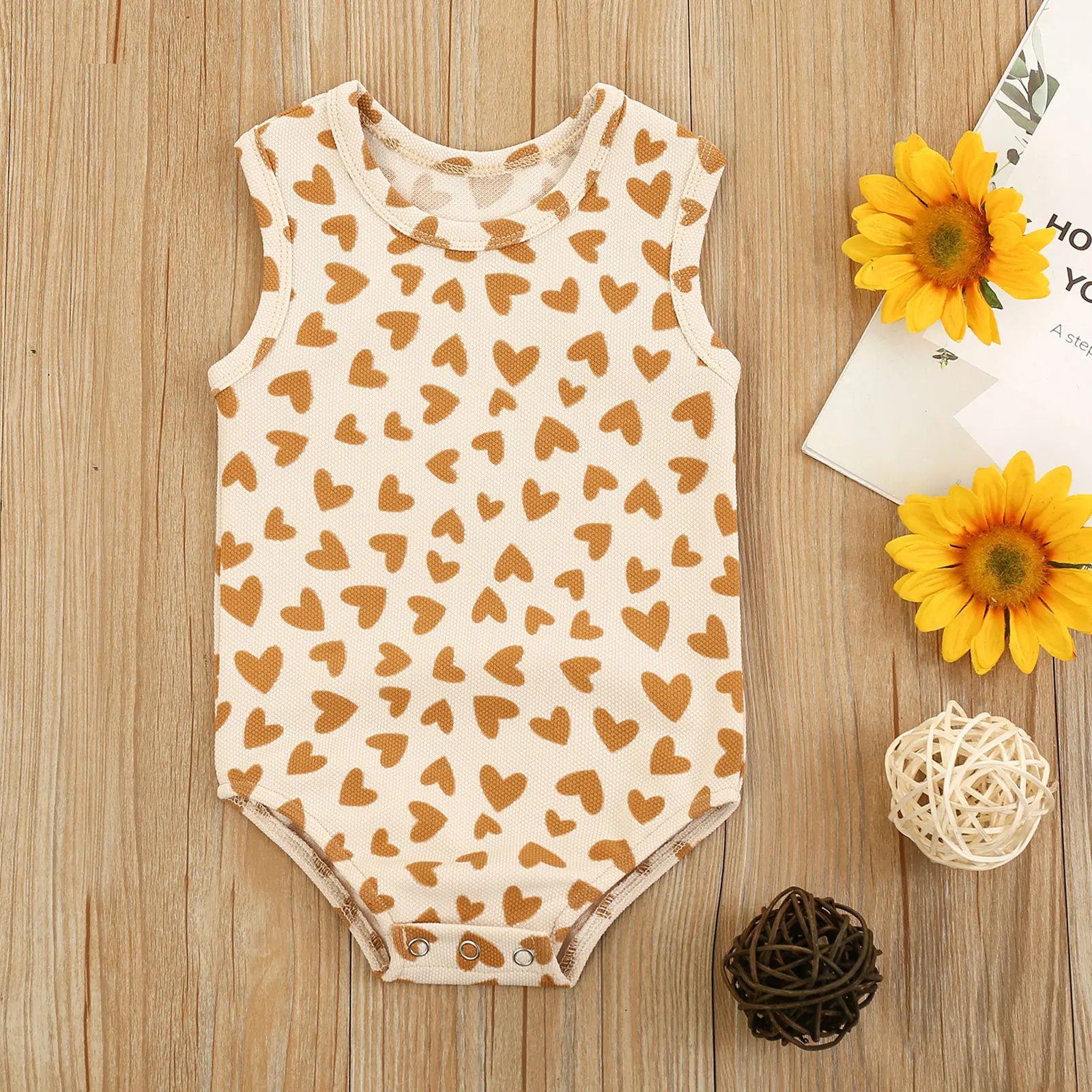 2021 0-24M Cute Toddler Baby Girl Romper Hearts Print Vest Sleeveless Summer Outfit Playsuit Jumpsuit Outfit best Baby Bodysuits