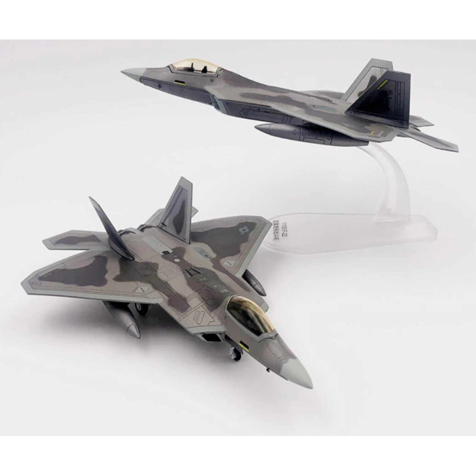 1:100 American F-22 Plane Fighter Aircraft Fighter Model with Stand Decor