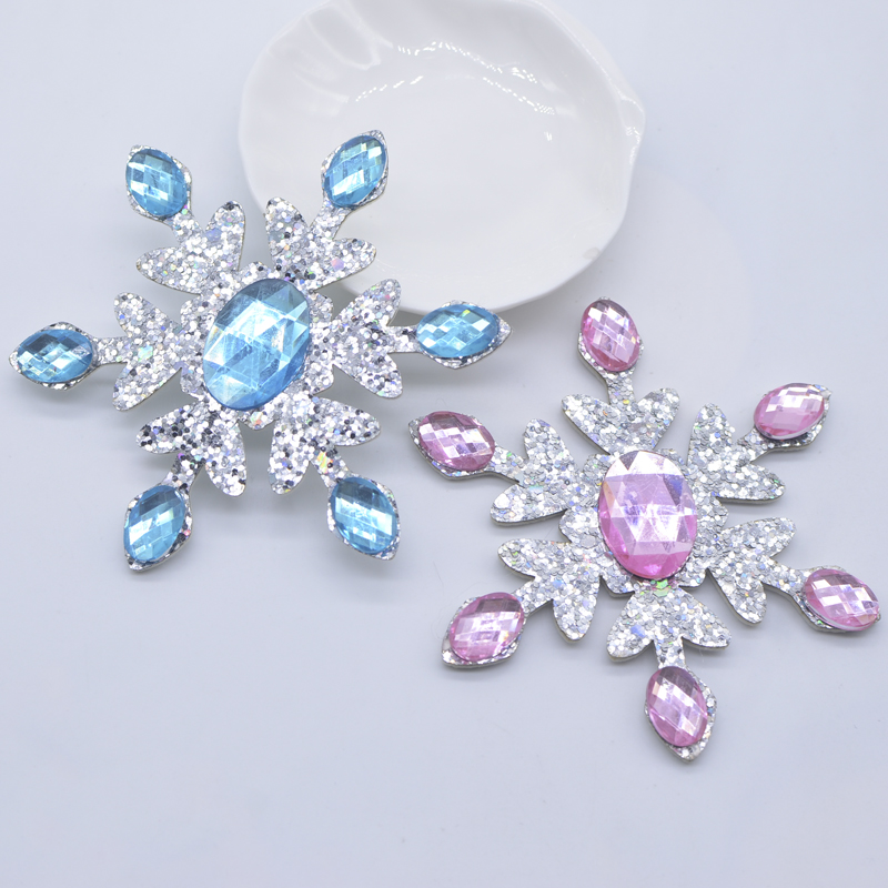 4 Stück 78 x 90 mm gepolsterte Glitzer-Leder-Schneeflocke mit Kristallapplikation für DIY Weihnachtsmütze, Kleidung, Kopfbedeckung, Haarspangen, Schleife, Dekor – Detail 1