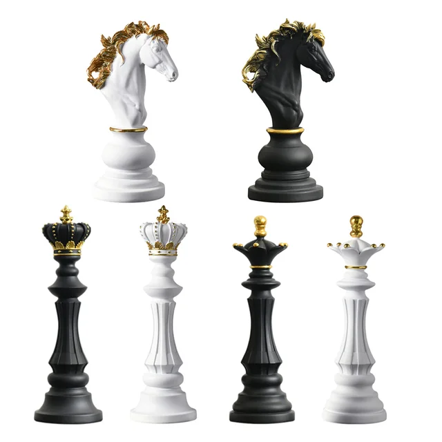 Compra online de Estátua de xadrez peça de decoração 6.2 alta escultura de  resina decorativa grande figura de jogo decoração ornamento para estudo de  escritório em casa preto e branco