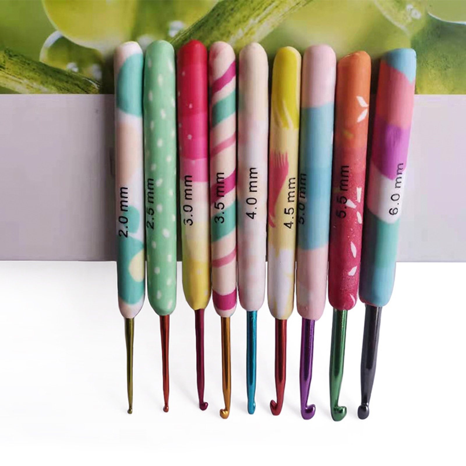 9pcs 2-6mm Crochet Hooks Set Big Size Soft Handle Crochet Needles Yarn Weave Knitting Needles Set for Yarn Craft