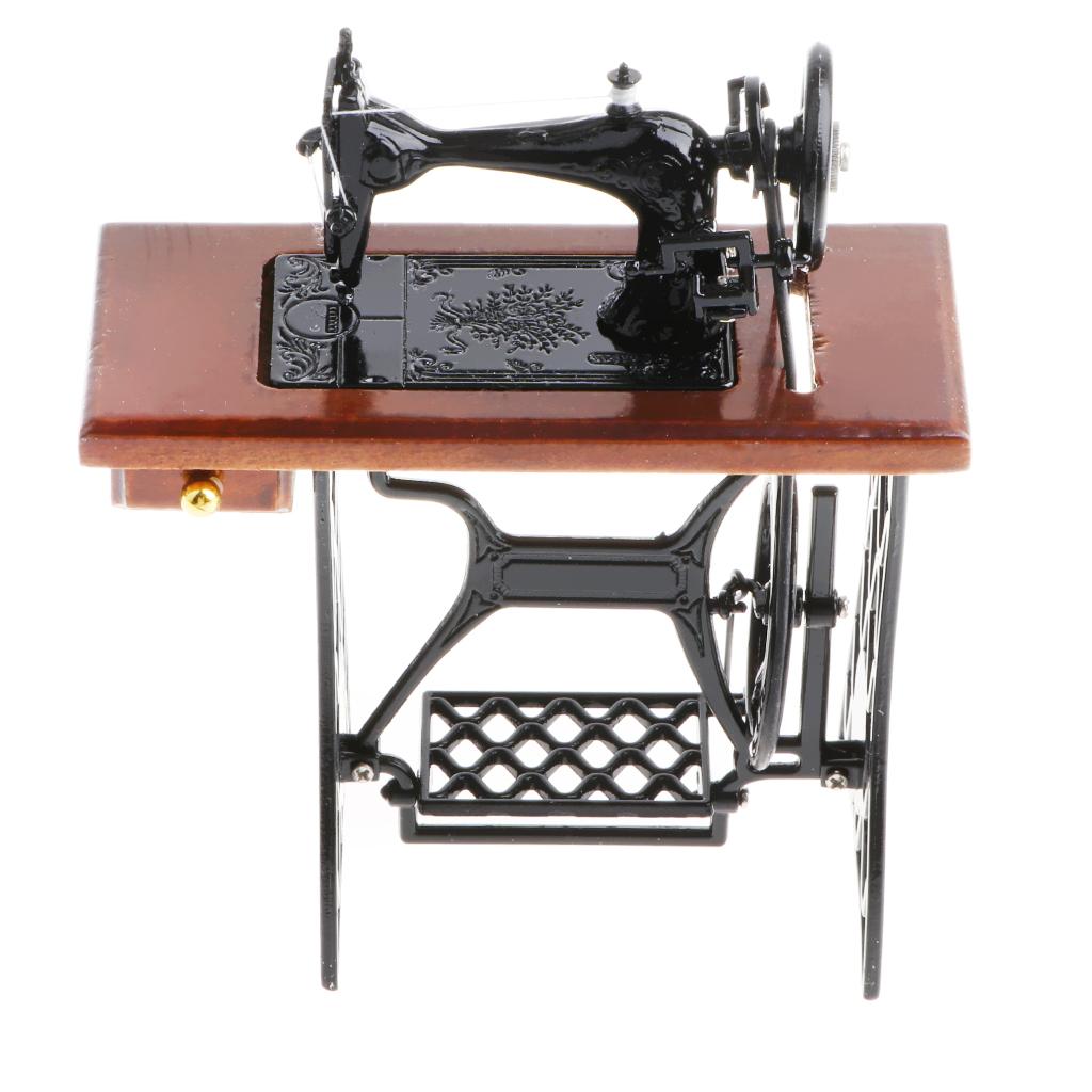 Old-fashioned 1:10 Alloy Diecast Sewing Machine Model Toy Gift Desk Crafts Collection Brown