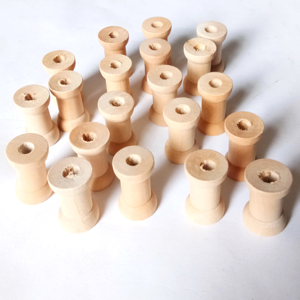 20x Wooden Empty Bobbins Thread Spool DIY Roller Natural Color Sewing Craft