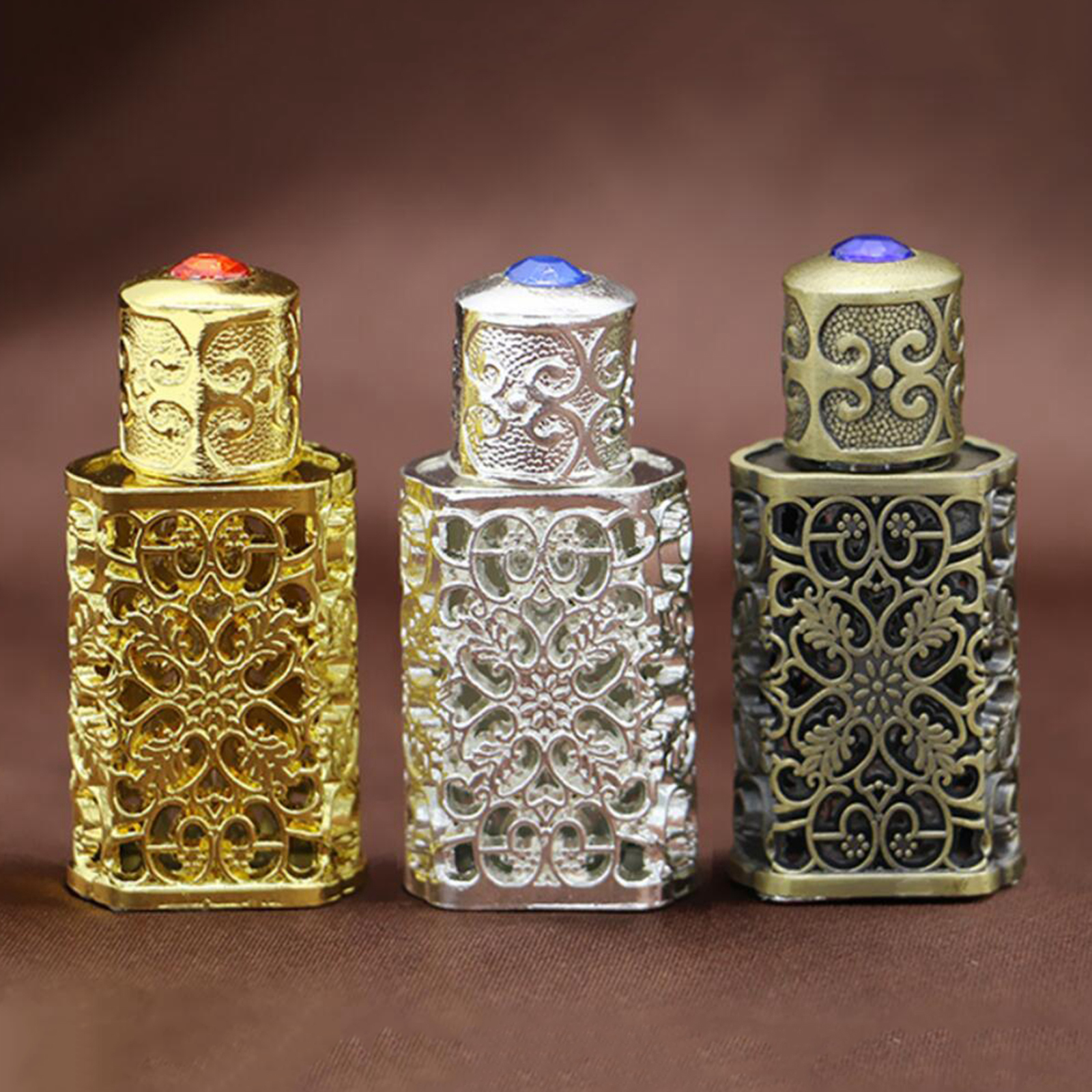 Mini Portable Refillable Perfume Atomizer Empty Bottle Container Retro Metal Perfume Bottle Arabian Style Essential Oil Bottle