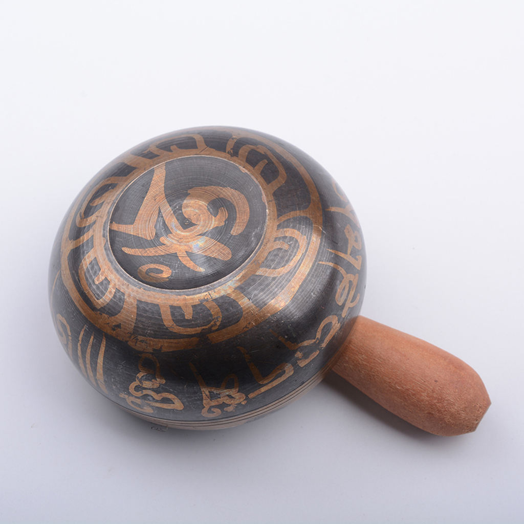 Handmade Tibetan Singing Bowl Set - With Mahogany Mallet - Promotes Peace and Mindfulness - Exquisite Gift