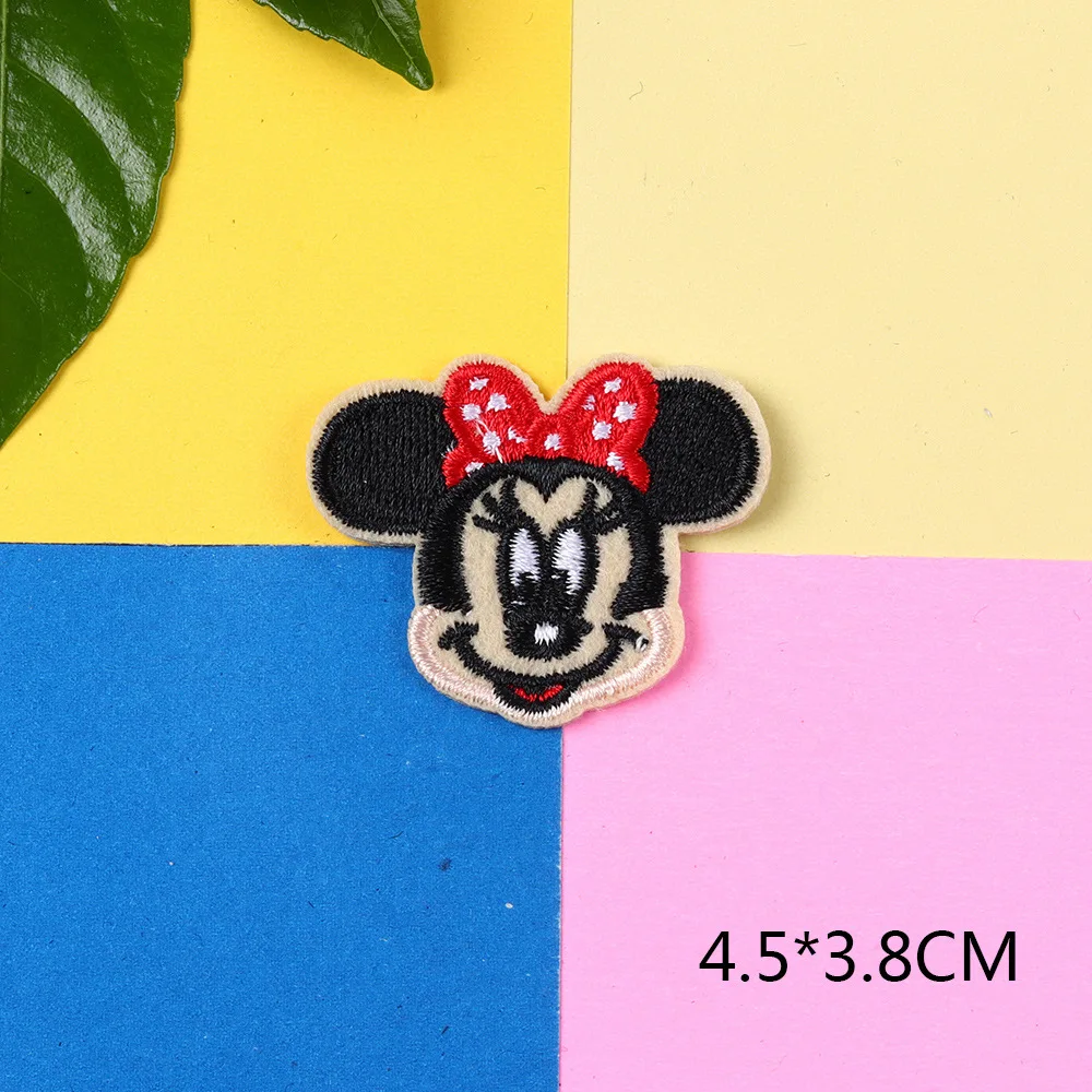 Mickey Minnie Mouse Patches Sew on Embroidered Patches Disney Fabric Appliques Clothes Shirt Pants Bag Shirt DIY Decoration Gift Trimming