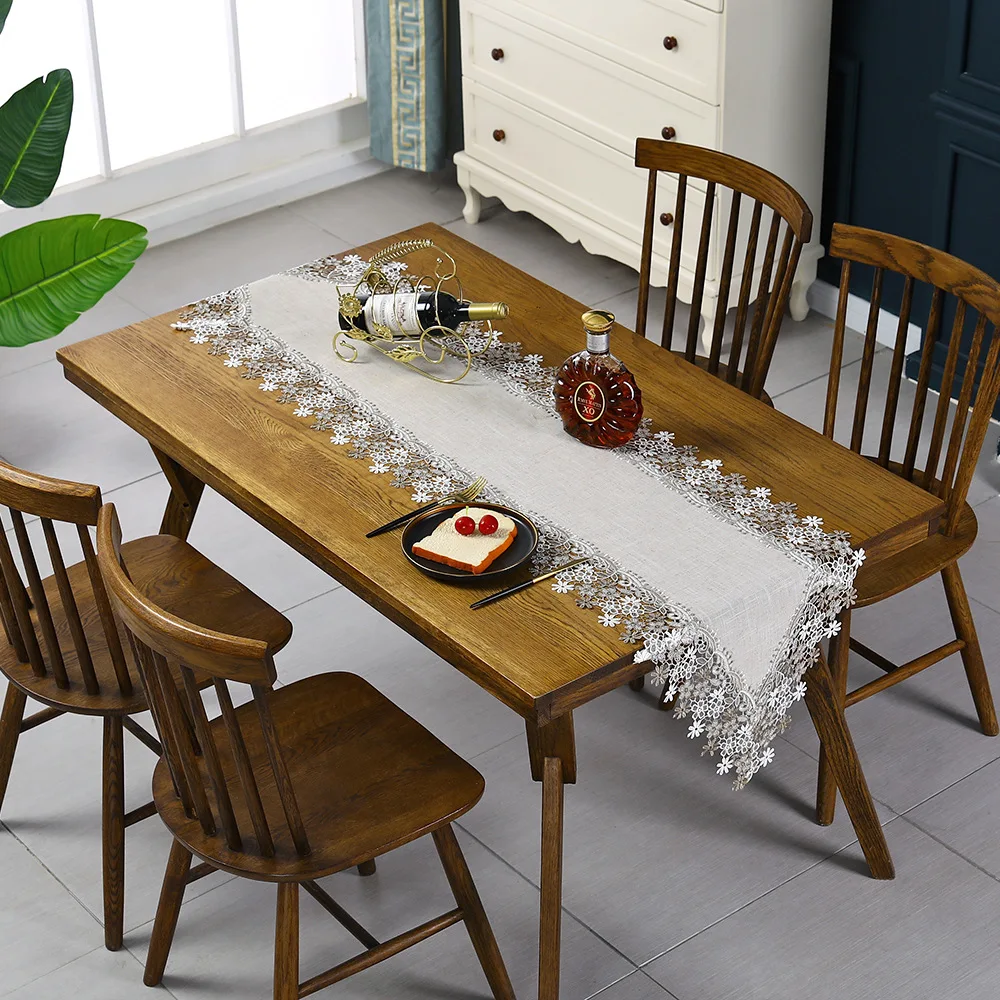 branco renda bordado mesa corredor