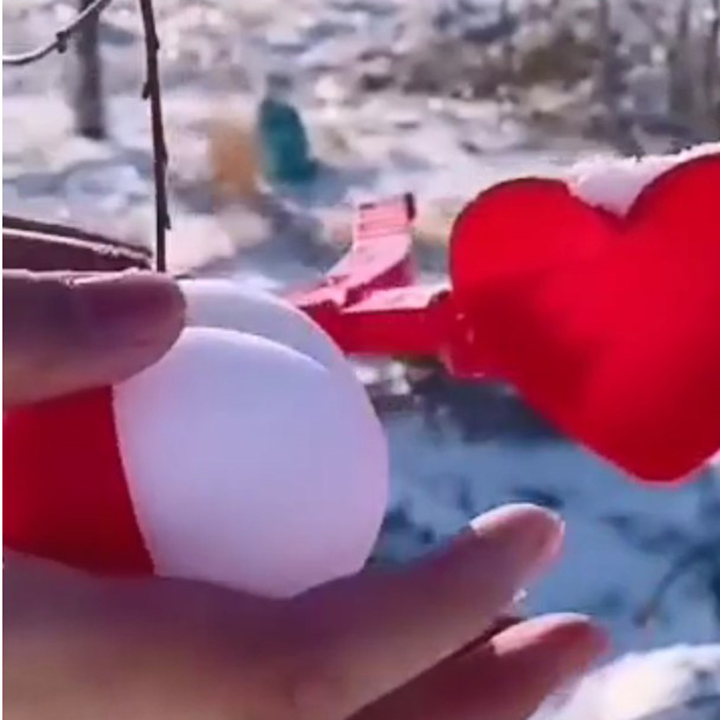 4Pieces Creative Heart Shaped Snowball Maker Clip Children Outdoor Winter Fun Sports Snow Sand Mold Tool Kids Gifts