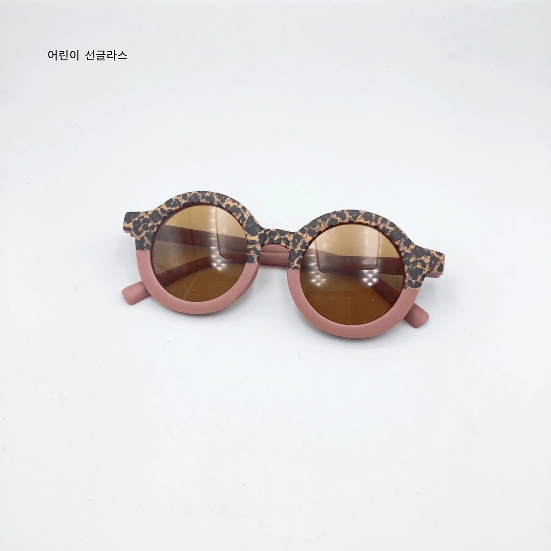 Cute Children Boy Girl Sunglasses 2022 Vintage Kids Leopard Double Color Round Shape Sunglasses UV400 Protection Classic baby stroller toys
