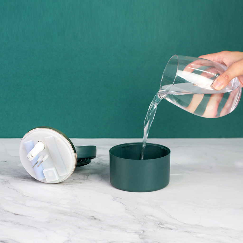 Quiet Electric Usb Humidifier Summer Table Cooling Fan Humidify Desktop Table Fan Summer Usb Portable Air Diffuser