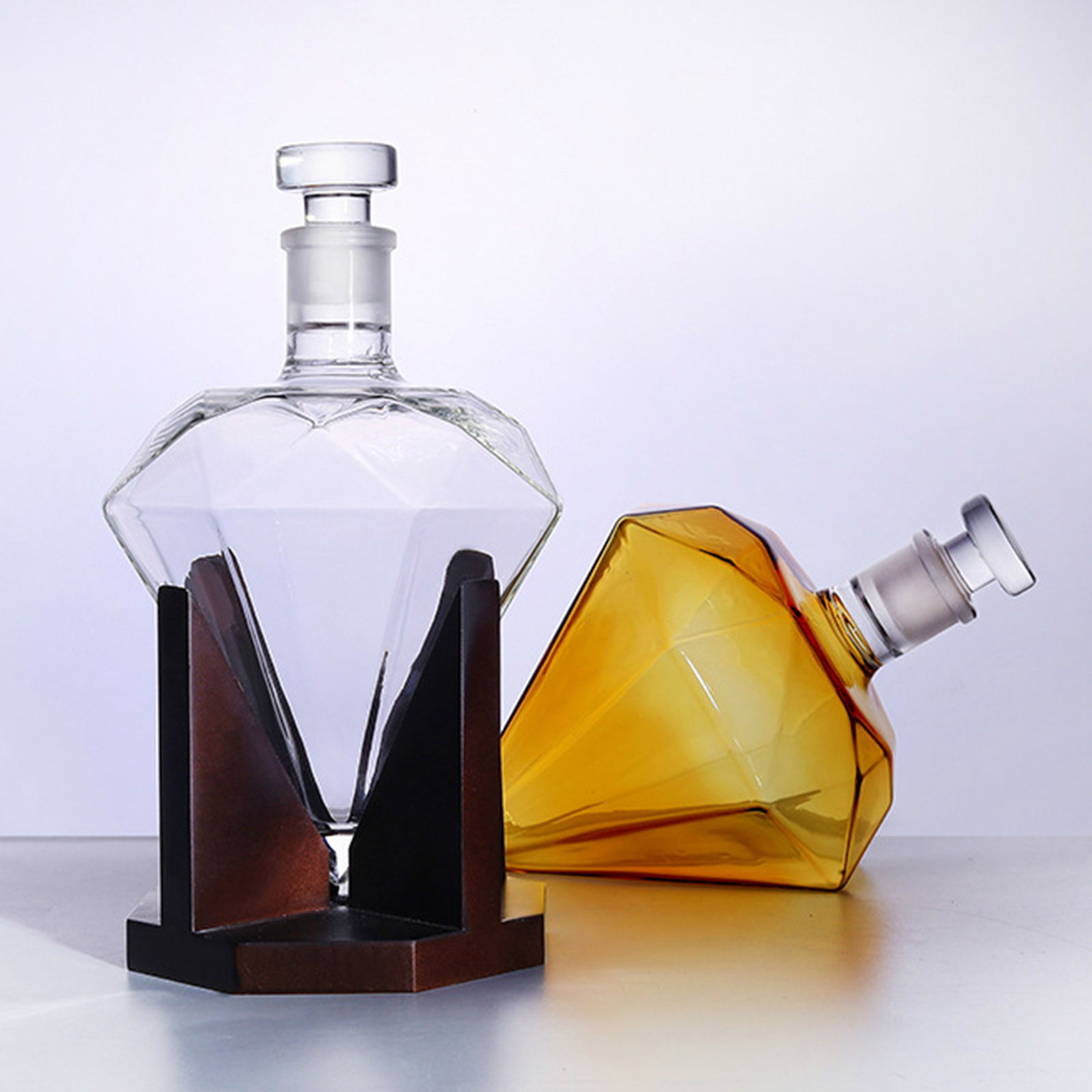 Elegant Glassware Diamond Whisky Decanter Decanter with Holder Bourbon Vodka Wine Bottle Home Decor Club Tool Fathers Gifts
