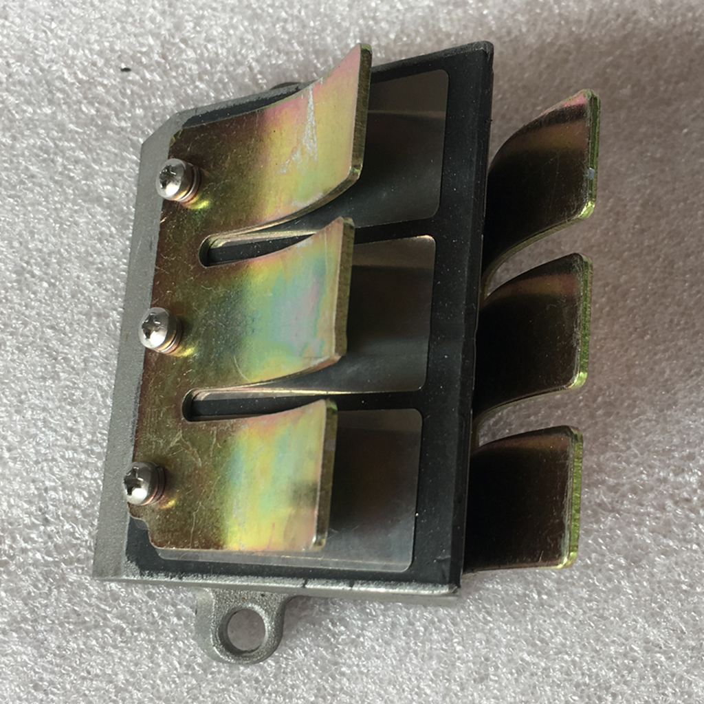 1 Set Metal Outboard Reed Valve 75 85 90 HP Outboard Motor Parts for Yamaha