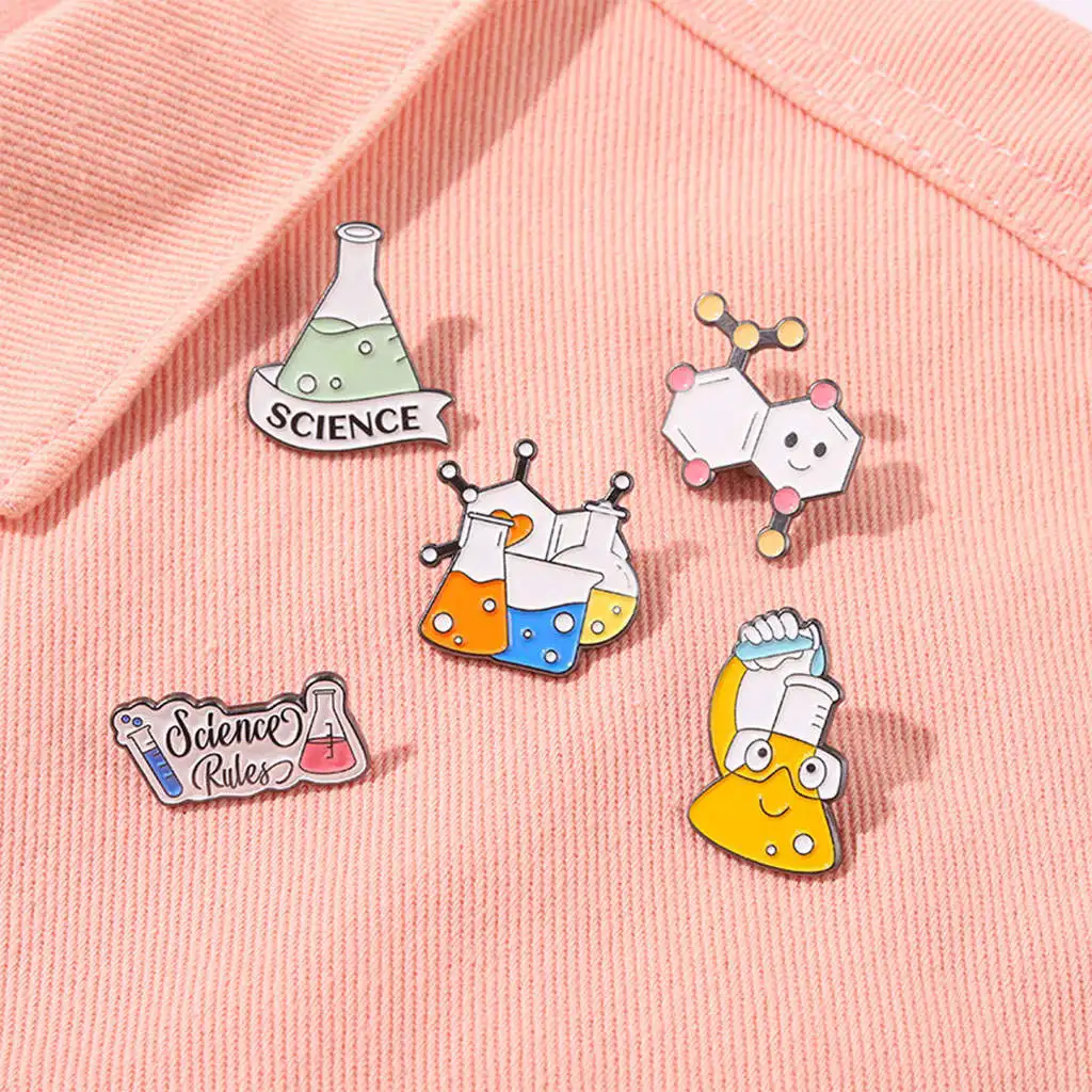 5 Pieces Cute Enamel Pin Brooches Set Beaker Enamel Pins Erlenmeyer Alloy Jewelry for Decoration Wedding Bags Gift Science Lover