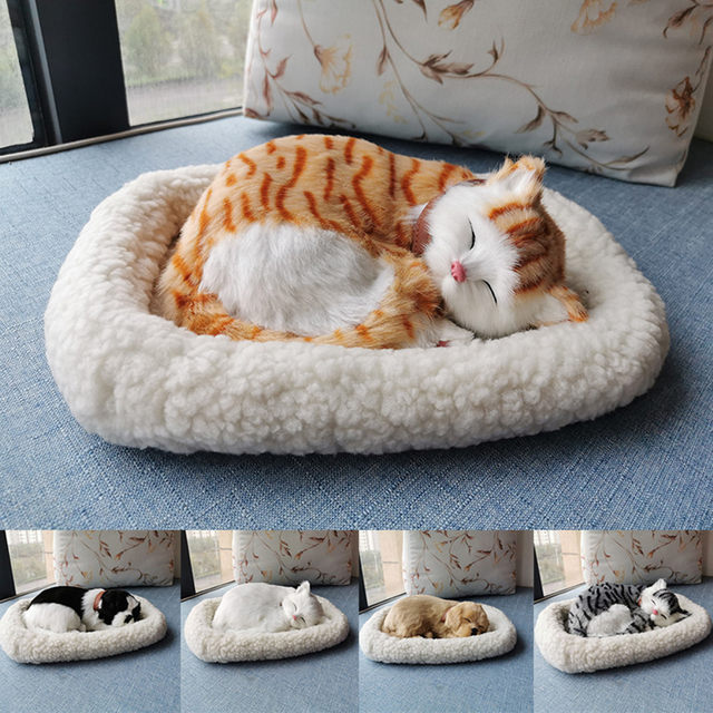 Um, Realista Sleeping Plush Respirando Gato Peludo Gato Com