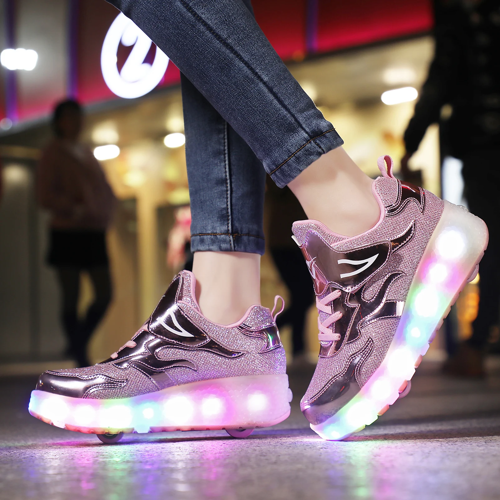 LED Light Skate shoes Roller Shoes Wheel shoes Sport Sneakers Flashing Recharge 