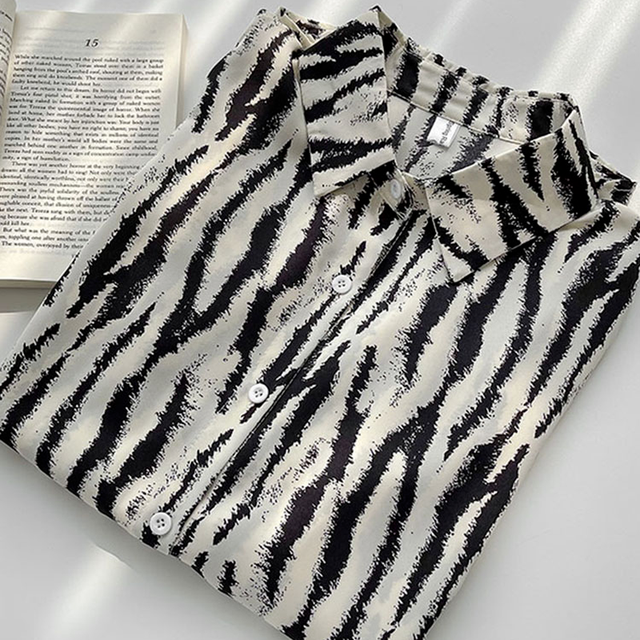 Kimotimo bluza z nadrukiem damska bluzki koreański Fashion skręcić w dół kołnierz koszule damskie 2021 jesień nowa koszula z guzikami z długimi rękawami tanie i dobre opinie CN (pochodzenie) POLIESTER long NONE Cienki Sukno Na wiosnę jesień Proste Drukuj WOMEN vintage Wykładany kołnierzyk Kimotimo bluza z nadrukiem damska bluzki koreański Fashion skręcić w dół kołnierz koszule damskie 2021 jesień nowa koszula z guzikami z długimi rękawami tanie i dobre opinie CN (pochodzenie) POLIESTER long NONE Cienki Sukno Na wiosnę jesień Proste Drukuj WOMEN vintage Wykładany kołnierzyk