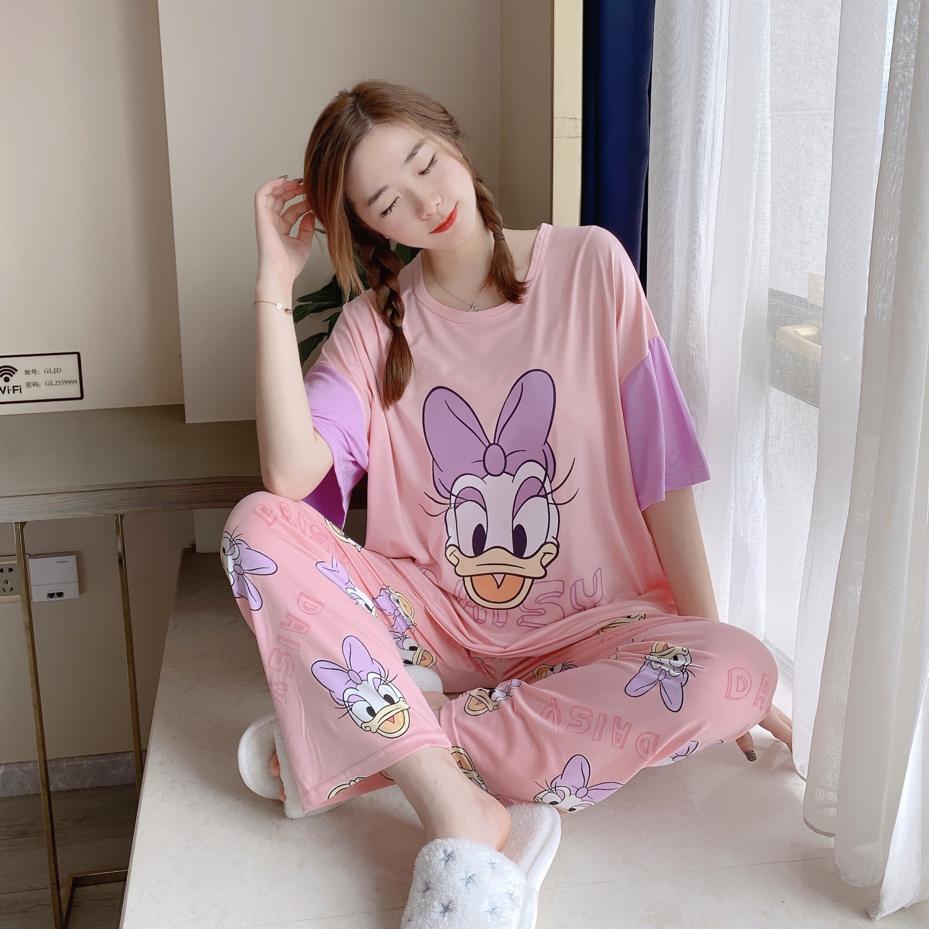 Originais da Disney Minnie e Mickey Calças de Manga Curta de Verão para Casa Pijamas Winnie Pooh Dumbo The 2 Camisetas, regatas e camisolas