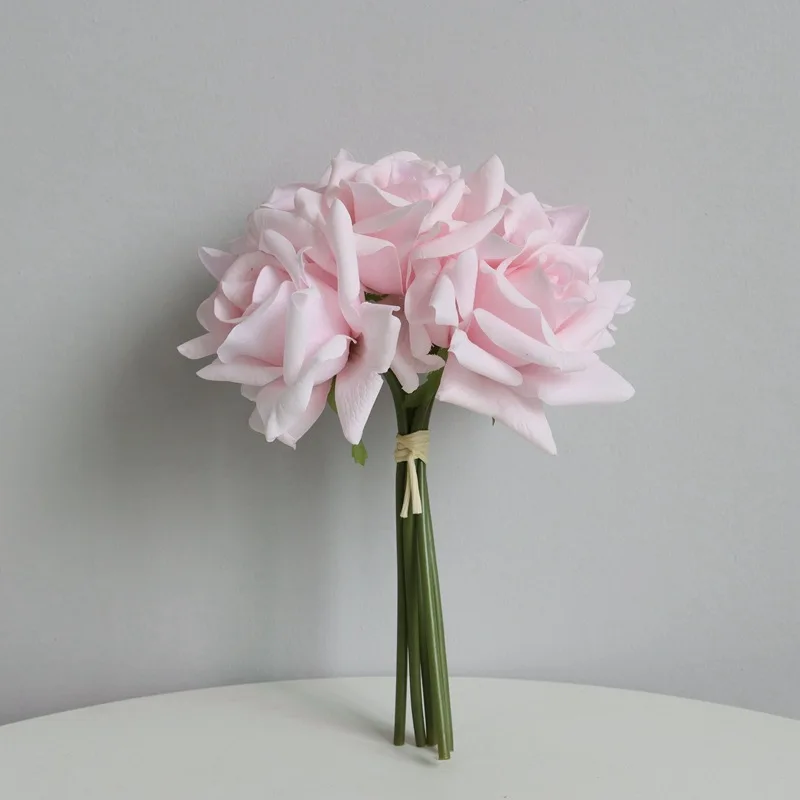 Toque Real Flores, Casamento Artificial Flores Decorativas, Mão Segurando Bouquet Falso